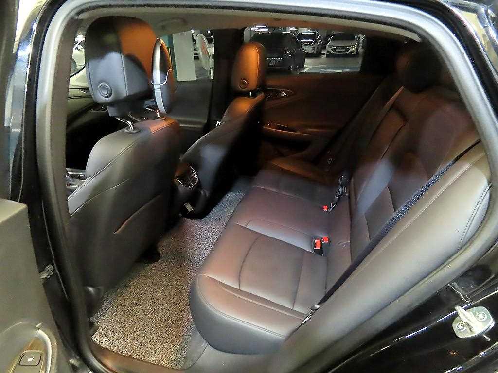 Chevrolet Malibu - Vista 7