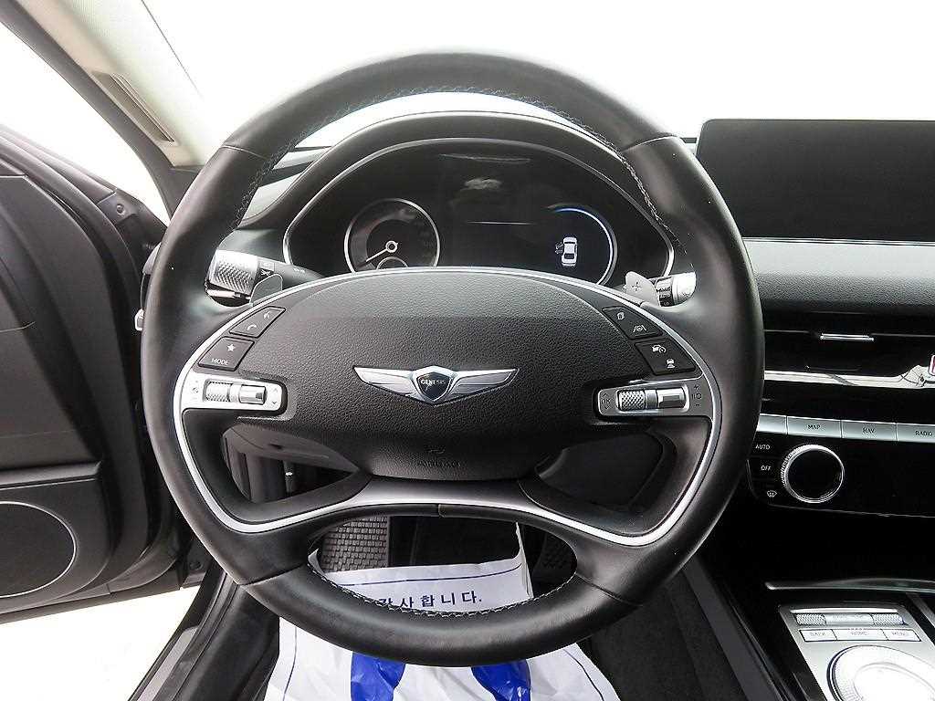 Genesis G80 - Vista 9