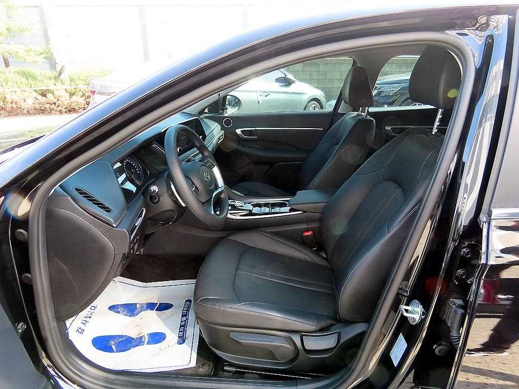 HYUNDAI Sonata - Vista 5