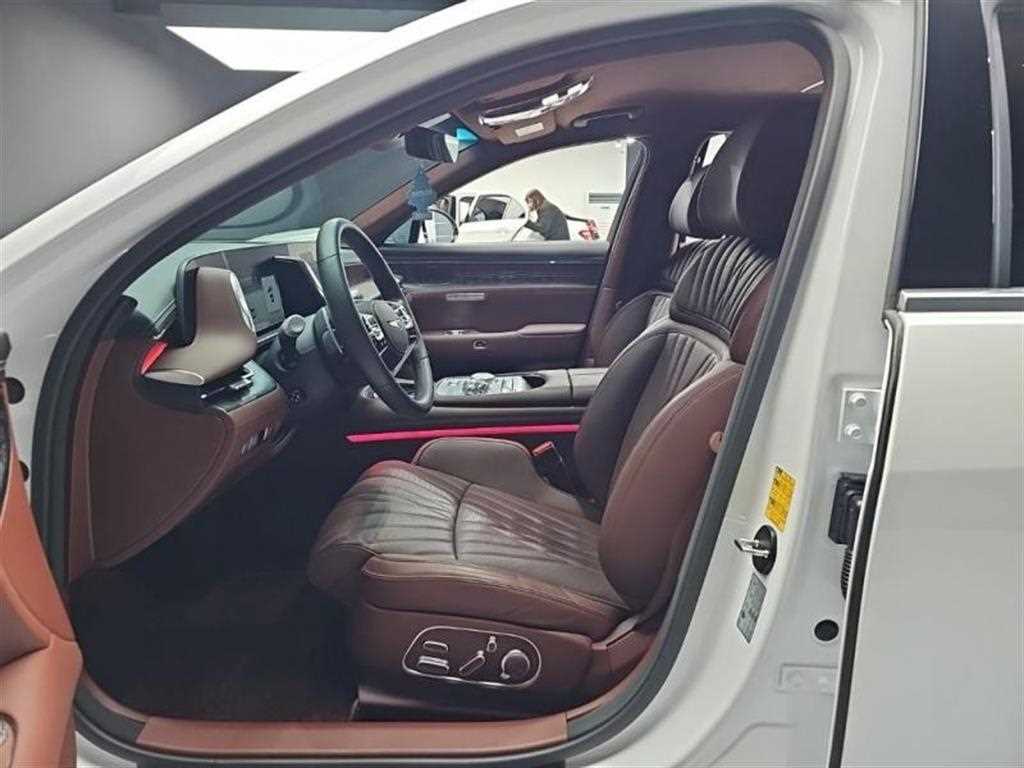 Genesis G90 2024 Blanco - Importación desde Corea - HF Imports Iquique - Foto 17
