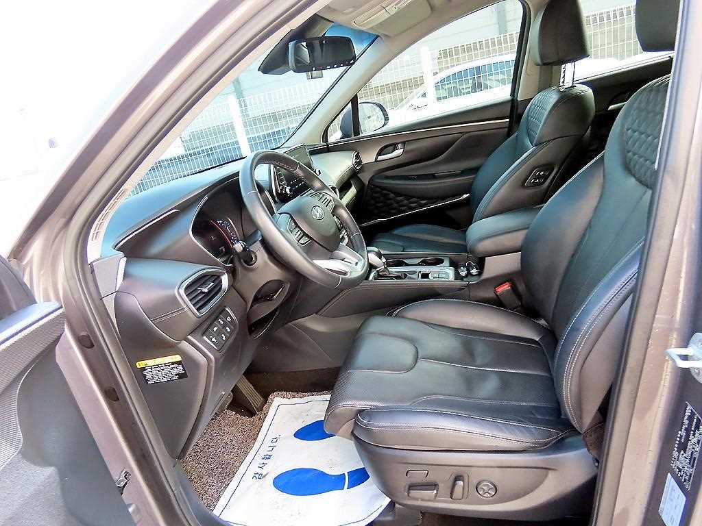 HYUNDAI Santa Fe - Vista 5