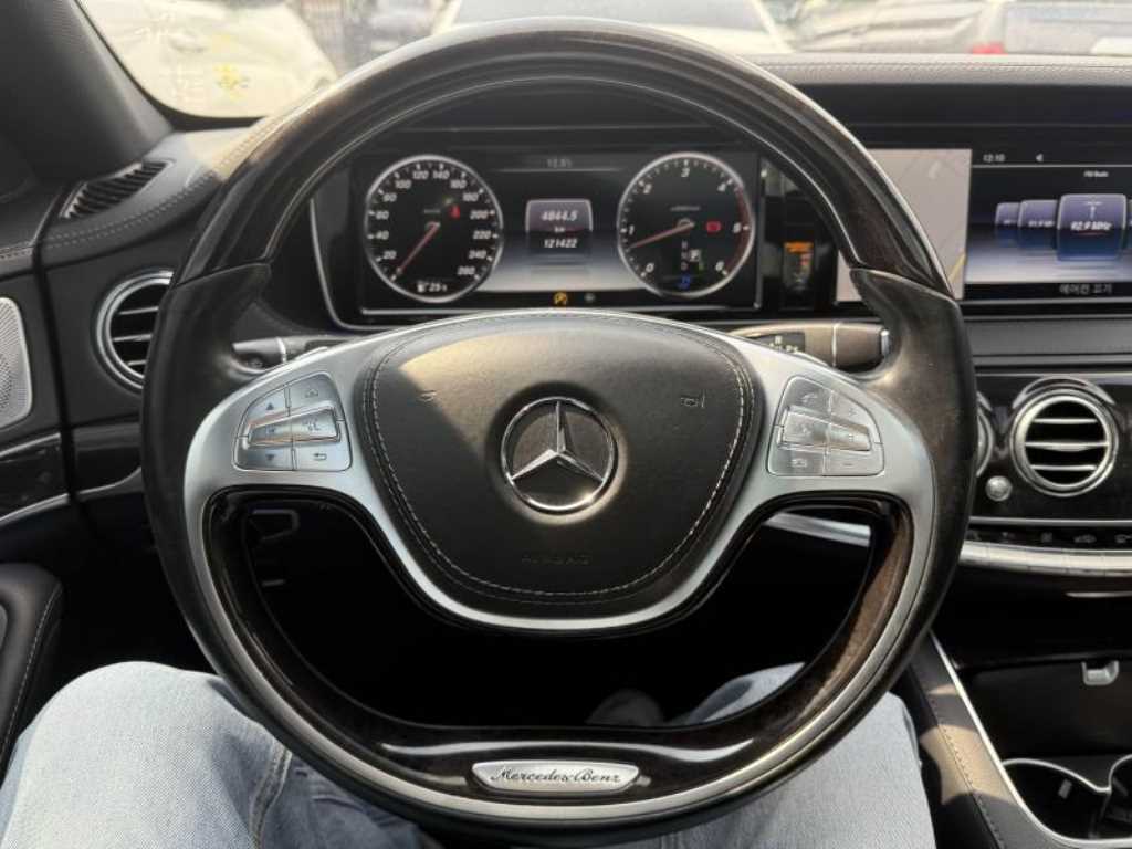 Mercedes Benz S Class - Vista 6