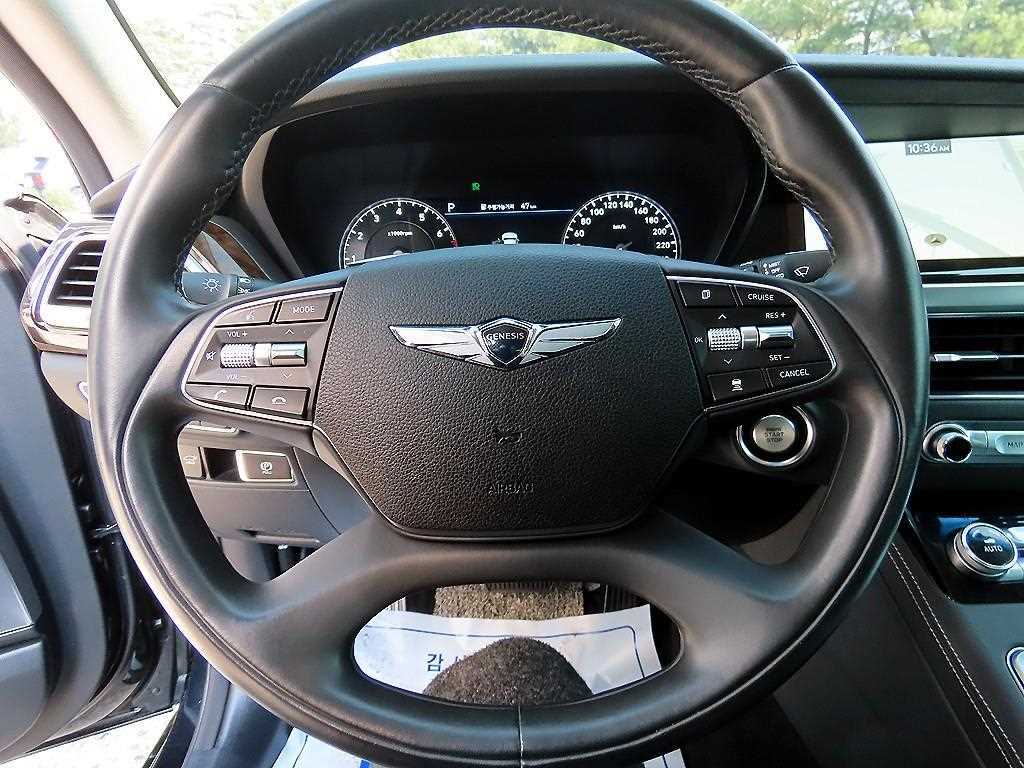 Genesis G90 - Vista 8