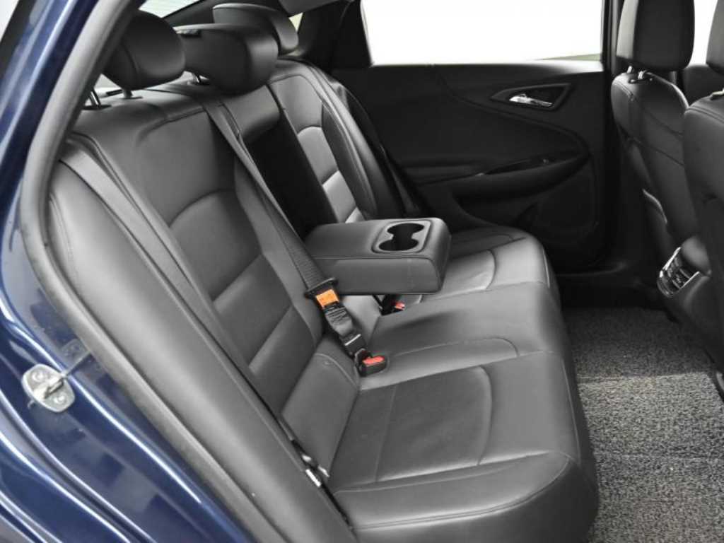 Chevrolet Malibu - Vista 12