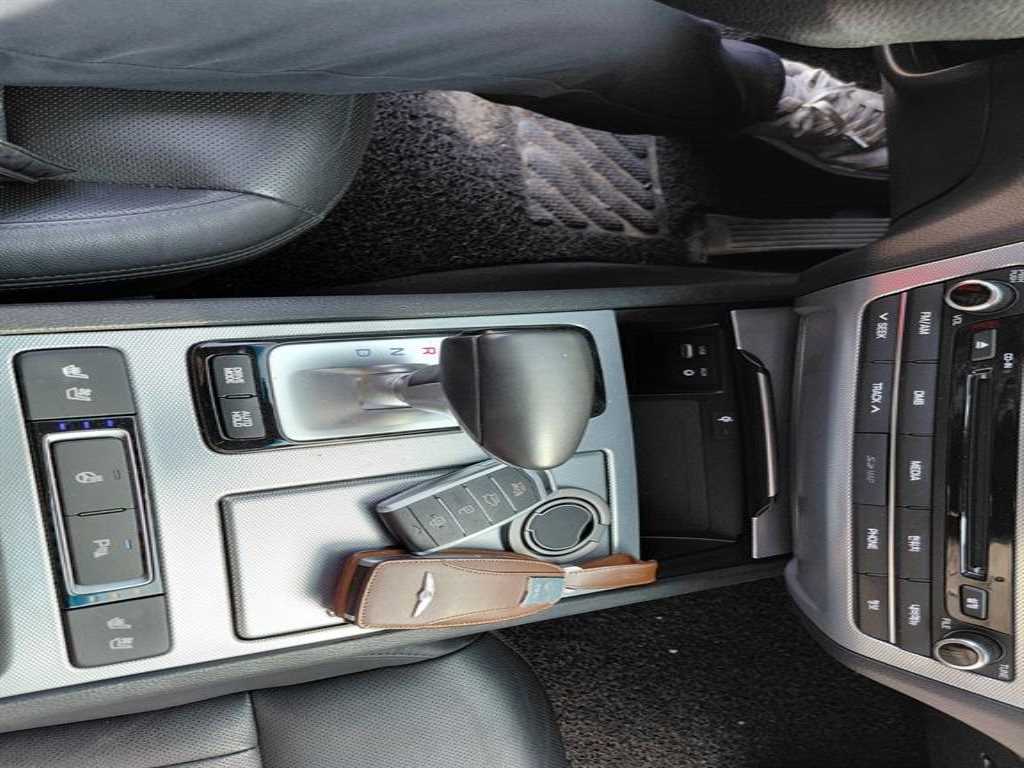 Genesis G80 2017 Negro - Importación desde Corea - HF Imports Iquique - Foto 16