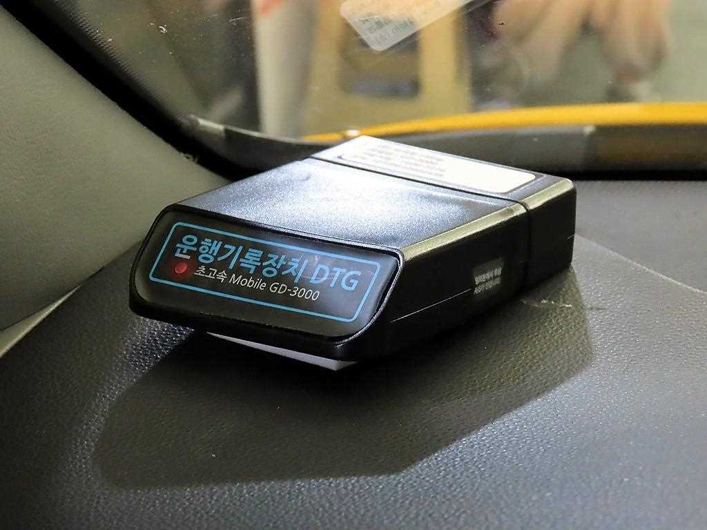 HYUNDAI Starex 2019 Amarillo - Importación desde Corea - HF Imports Iquique - Foto 13