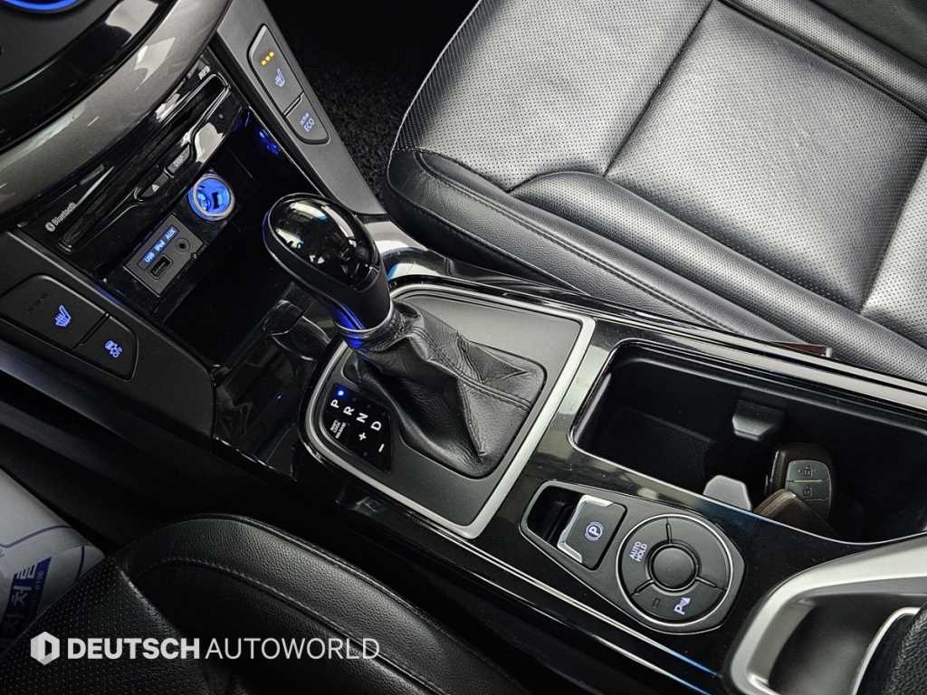 HYUNDAI i40 - Vista 9