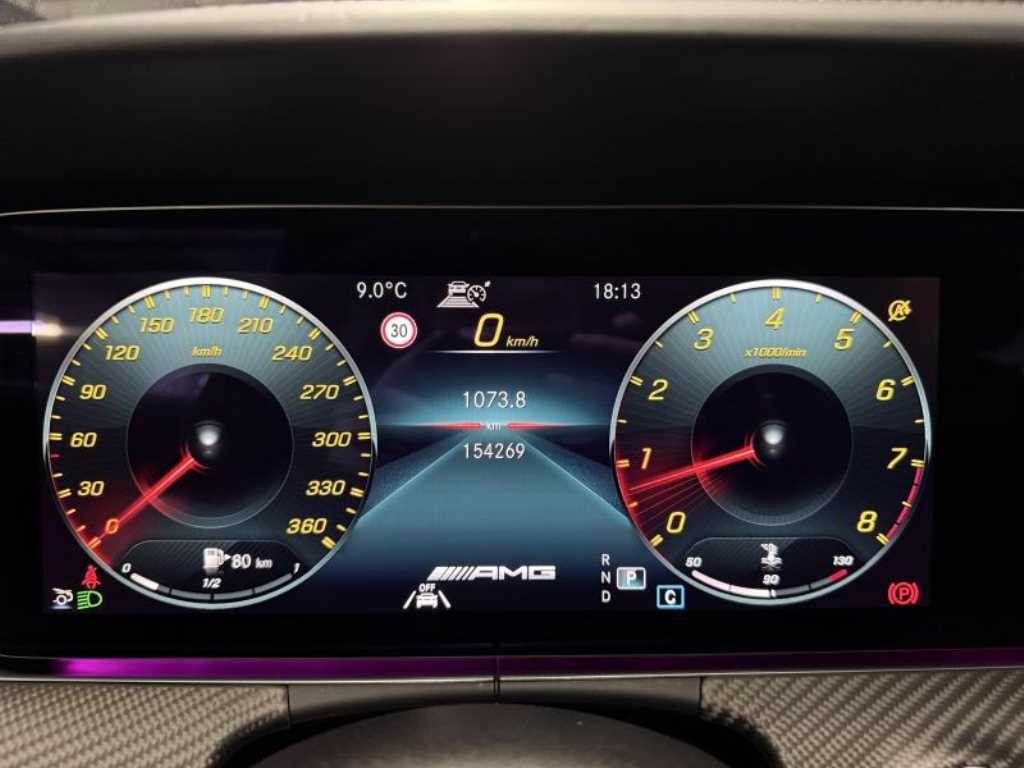 Mercedes Benz AMG GT - Vista 5