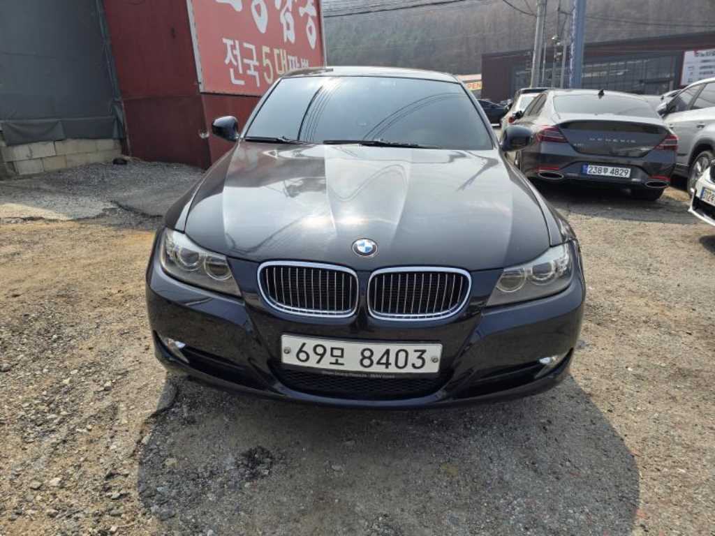 BMW 3 series 2009 Negro - Importación desde Corea - HF Imports Iquique - Foto 1