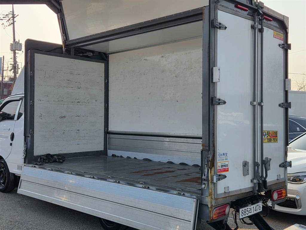 Small Truck Top_Wingbody Powergate - Vista 6