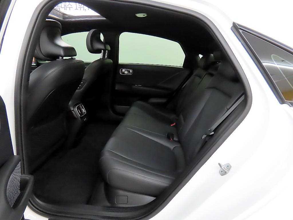 HYUNDAI Ioniq 6 - Vista 6