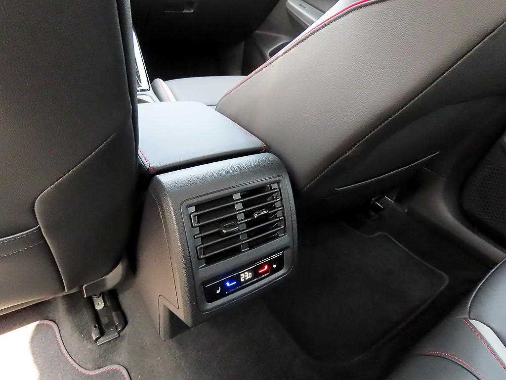 Volkswagen Golf 2024 Gris - Importación desde Corea - HF Imports Iquique - Foto 15