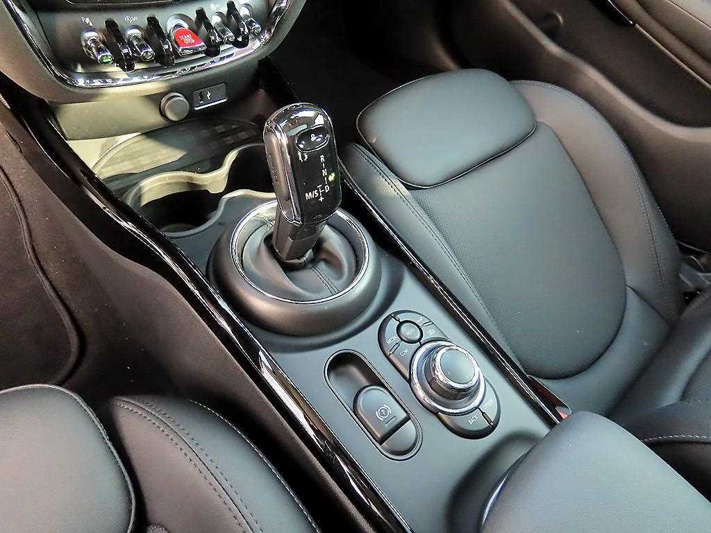 Mini Clubman - Vista 10