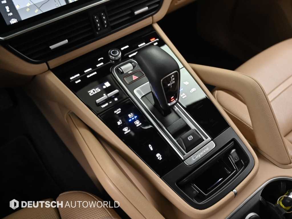 Porsche Cayenne - Vista 9