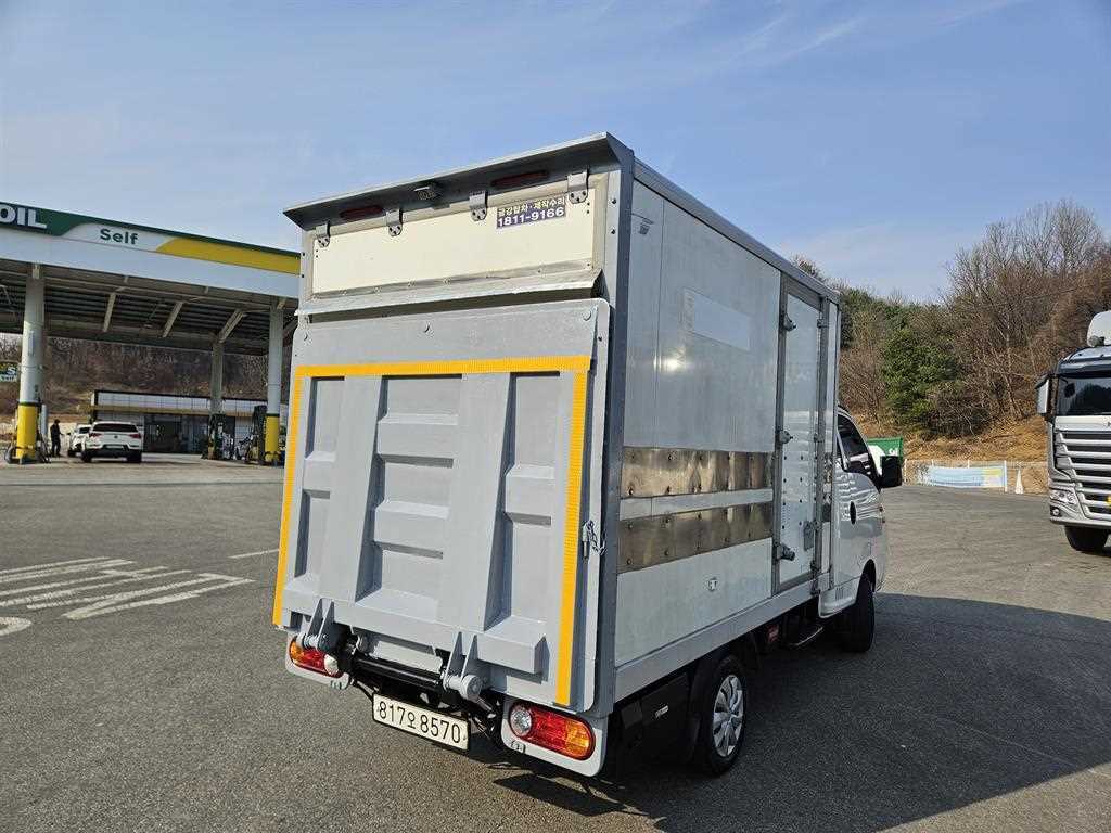 Small Truck Top_Integrated Top Powergate - Vista 6