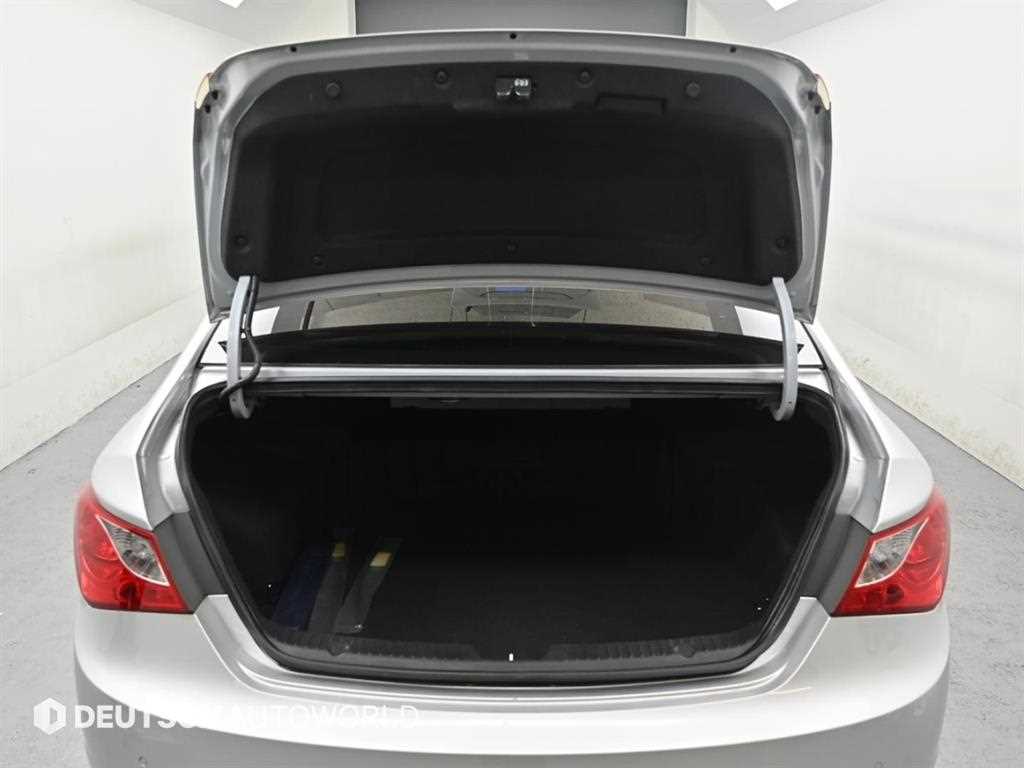 HYUNDAI Sonata 2010 Plateado - Importación desde Corea - HF Imports Iquique - Foto 17