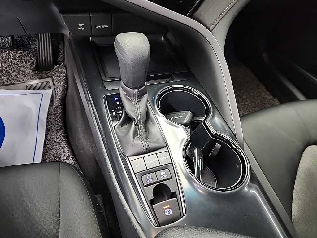 Toyota Camry - Vista 8