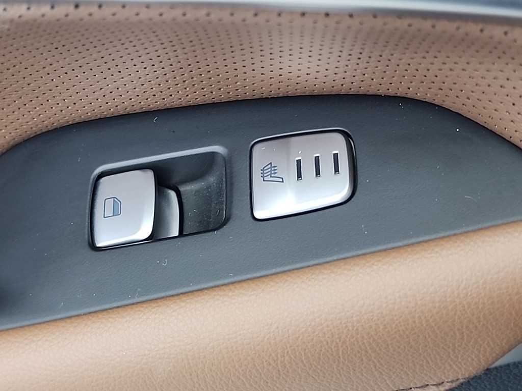 Genesis G70 2019 Negro - Importación desde Corea - HF Imports Iquique - Foto 15