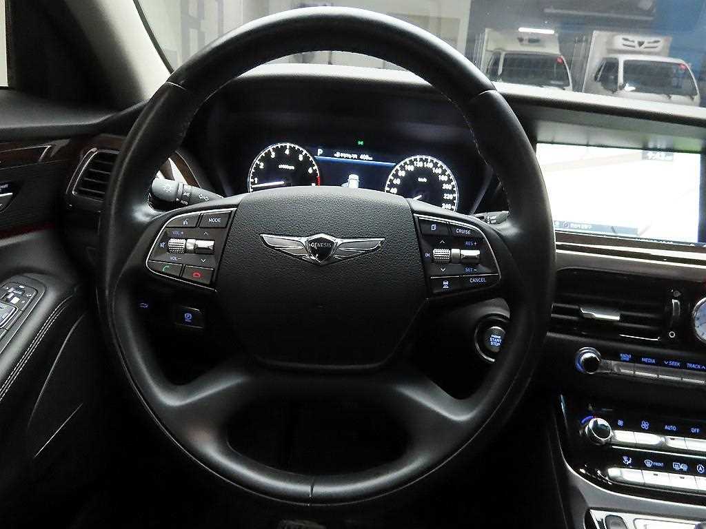 Genesis EQ900 - Vista 7