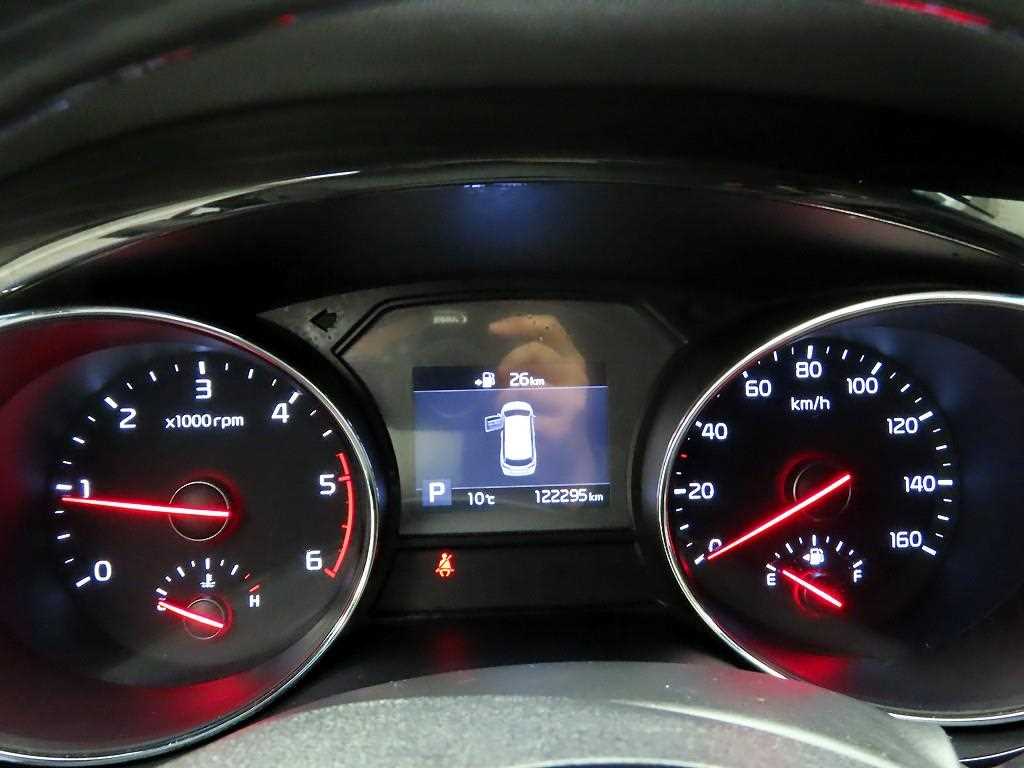 KIA Carnival - Vista 5