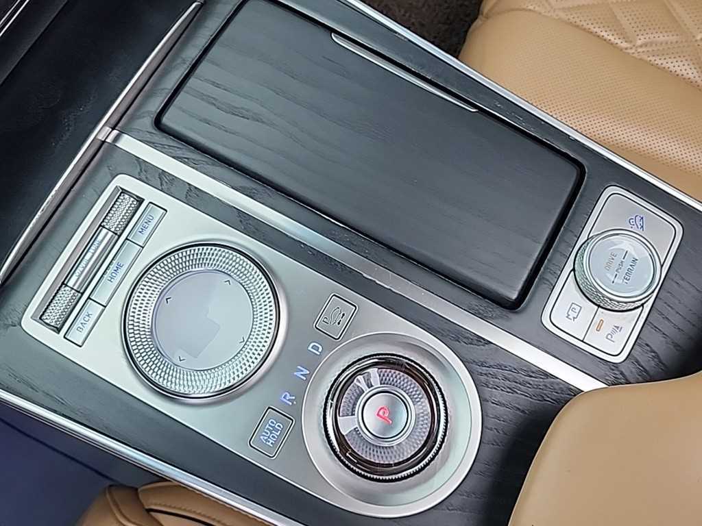 Genesis GV80 - Vista 8