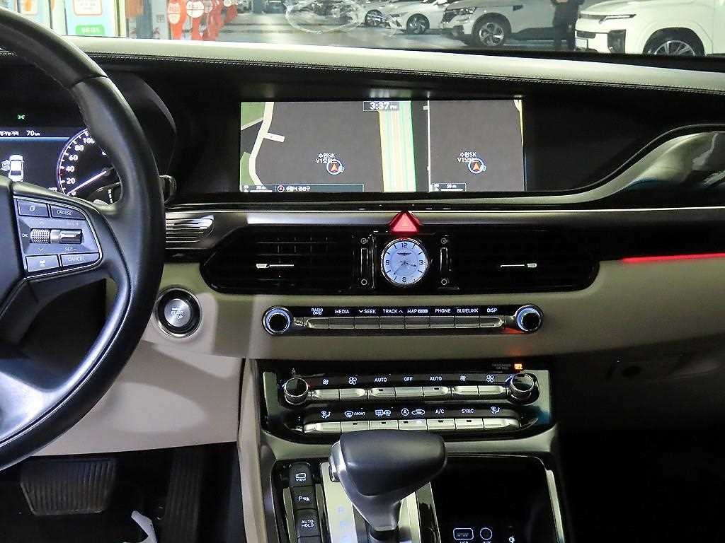 Genesis EQ900 - Vista 11