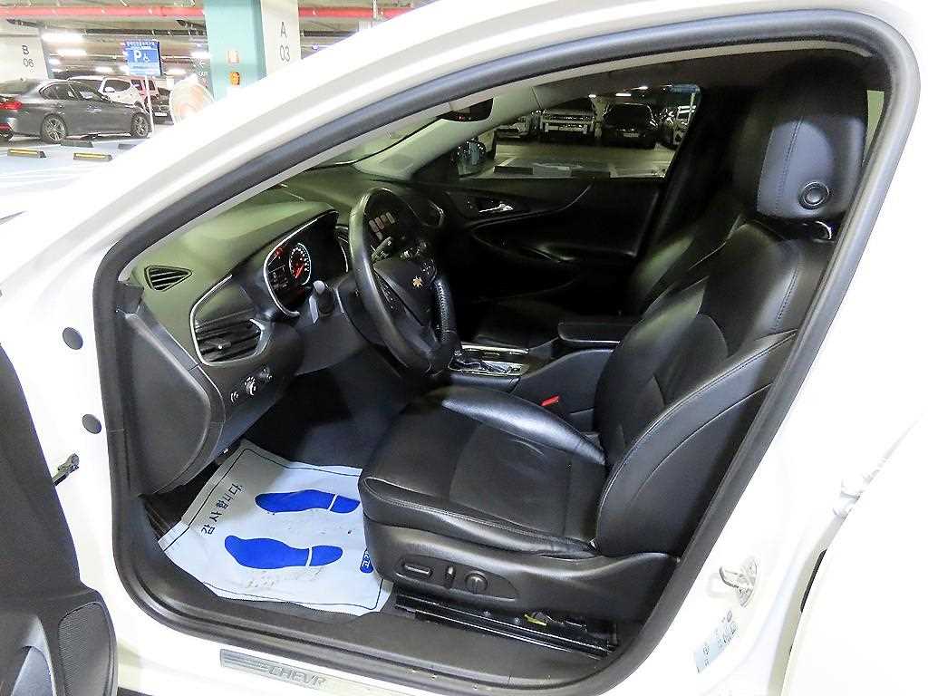 Chevrolet Malibu - Vista 6