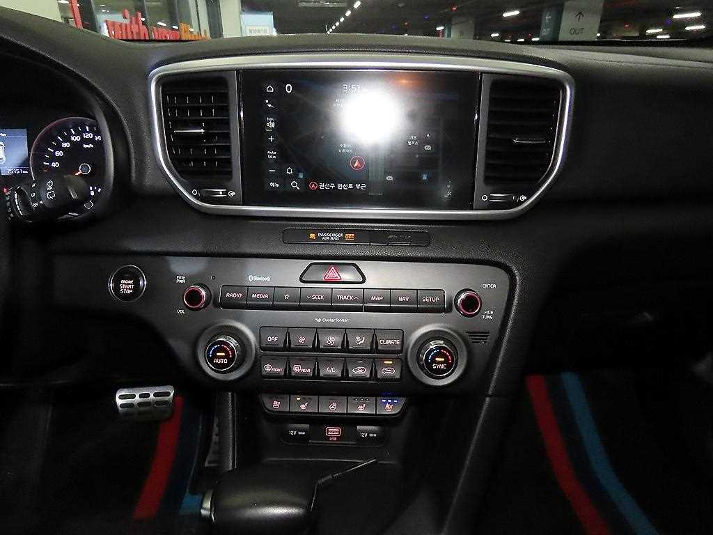 KIA Sportage - Vista 11