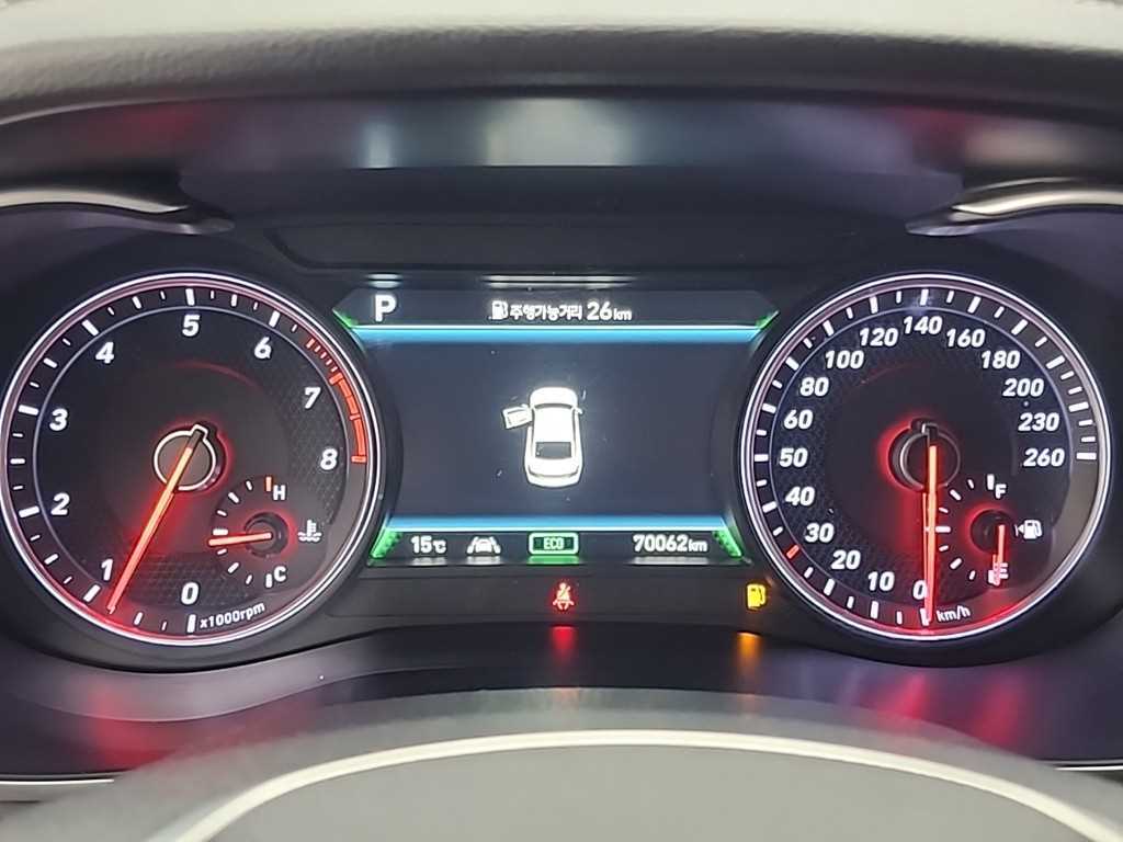 Genesis G70 - Vista 6