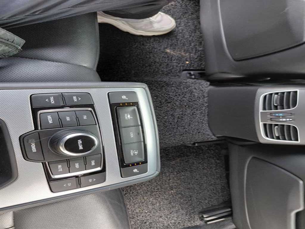 Genesis G80 2017 Negro - Importación desde Corea - HF Imports Iquique - Foto 18