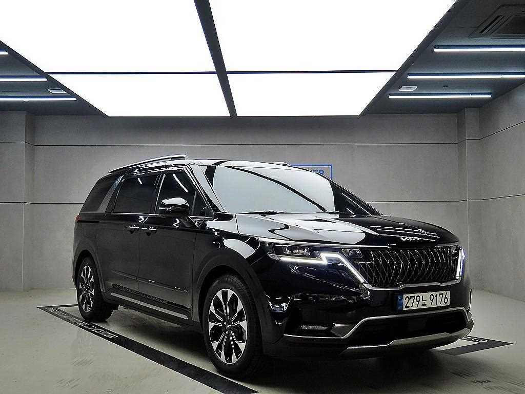 KIA Carnival 2023 Negro - Importación desde Corea - HF Imports Iquique - Foto 1