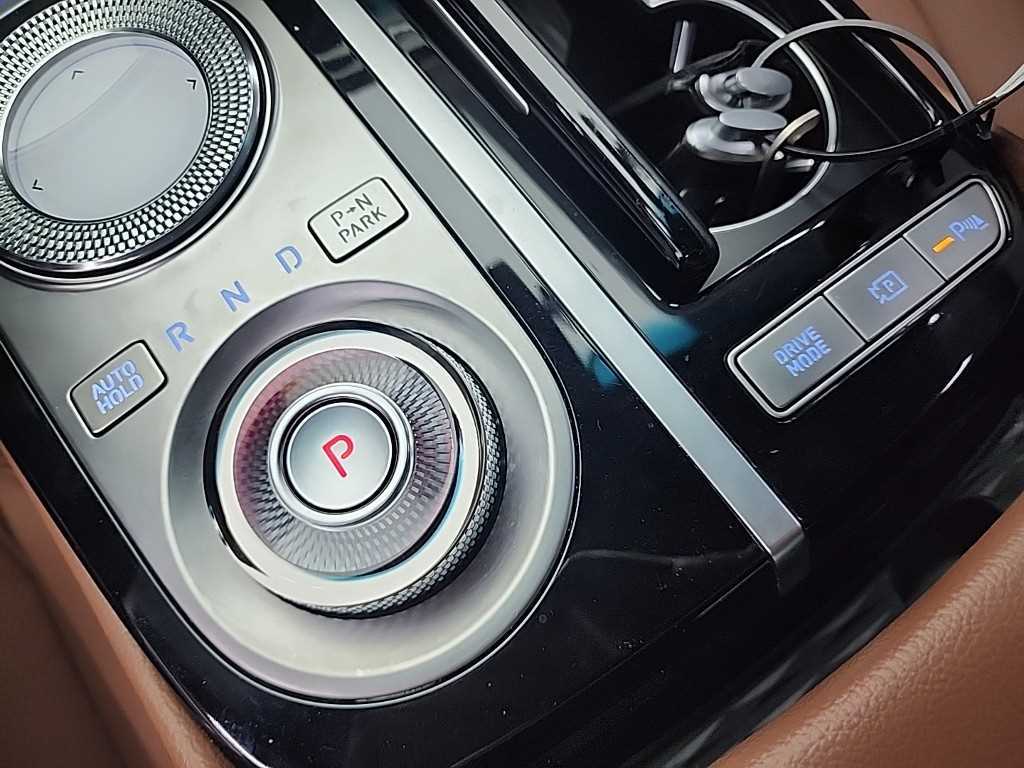 Genesis G80 - Vista 8