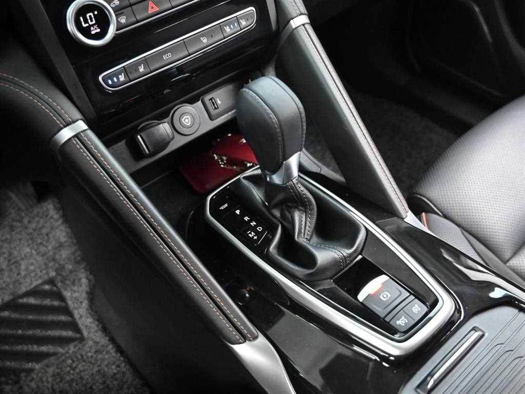 SAMSUNG QM6 - Vista 9