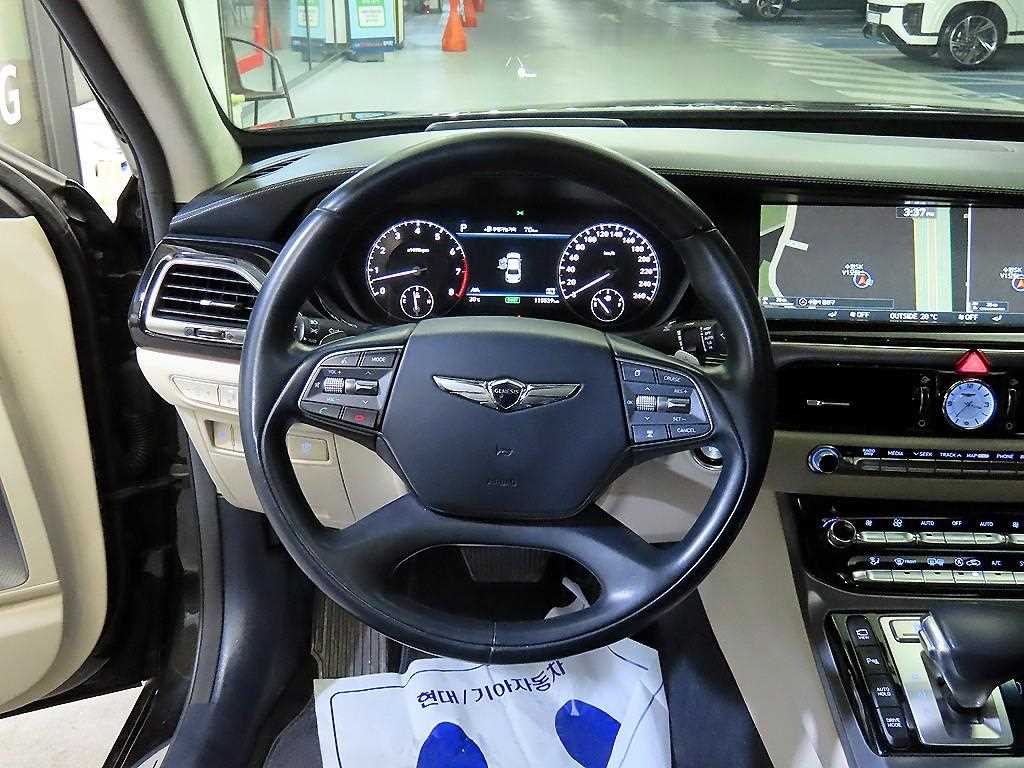 Genesis EQ900 - Vista 8