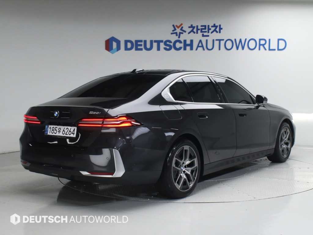 BMW 5 Series - Vista 2