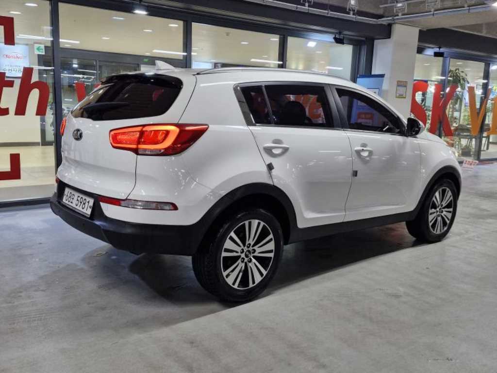 KIA Sportage - Vista 4