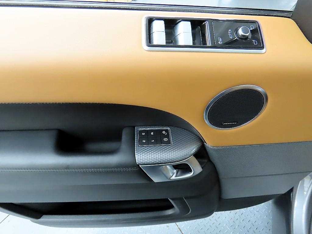 Land Rover Range Rover Sports - Vista 11