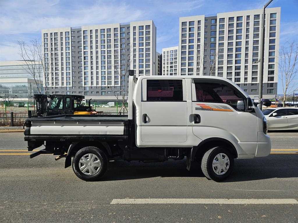 Small Truck Cargo (small) - Vista 4