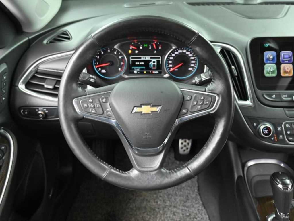 Chevrolet Malibu 2017 Azul - Importación desde Corea - HF Imports Iquique - Foto 13