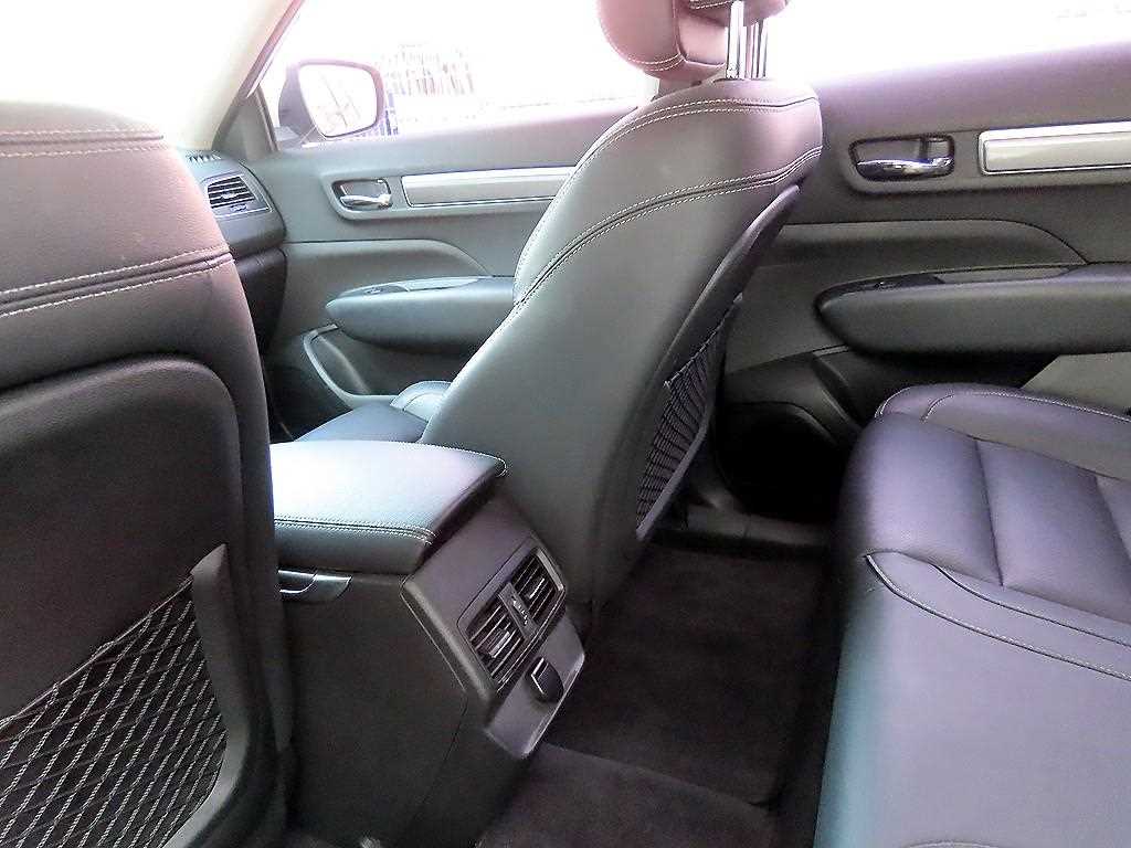 SAMSUNG QM6 2017 Blanco - Importación desde Corea - HF Imports Iquique - Foto 17