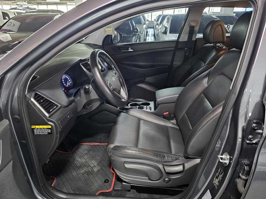 HYUNDAI Tucson - Vista 12