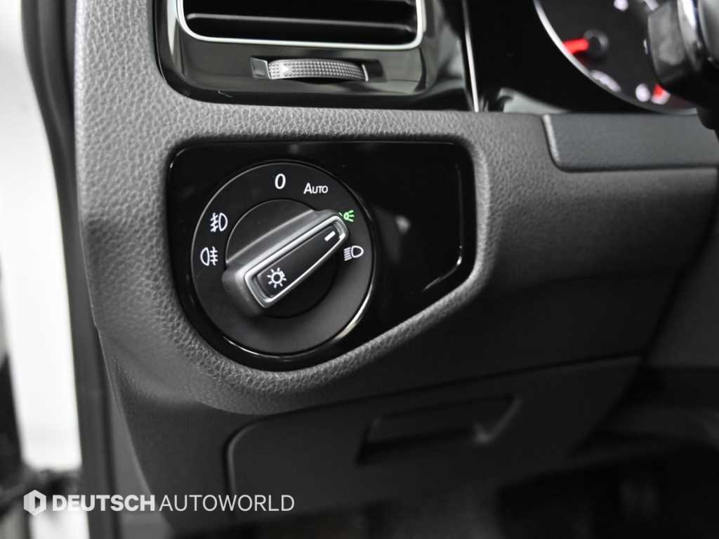 Volkswagen Golf 2014 Blanco - Importación desde Corea - HF Imports Iquique - Foto 16