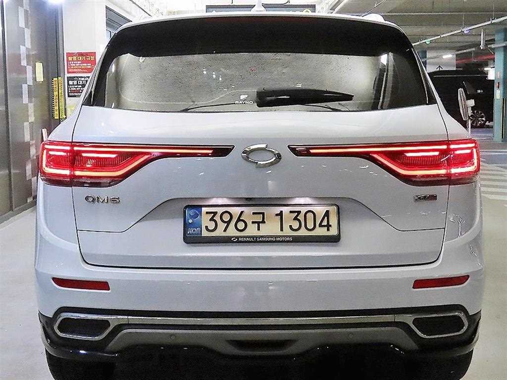 SAMSUNG QM6 - Vista 5