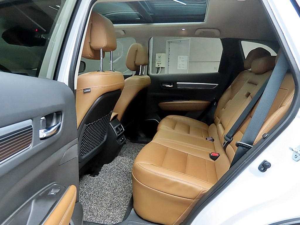 SAMSUNG QM6 - Vista 6