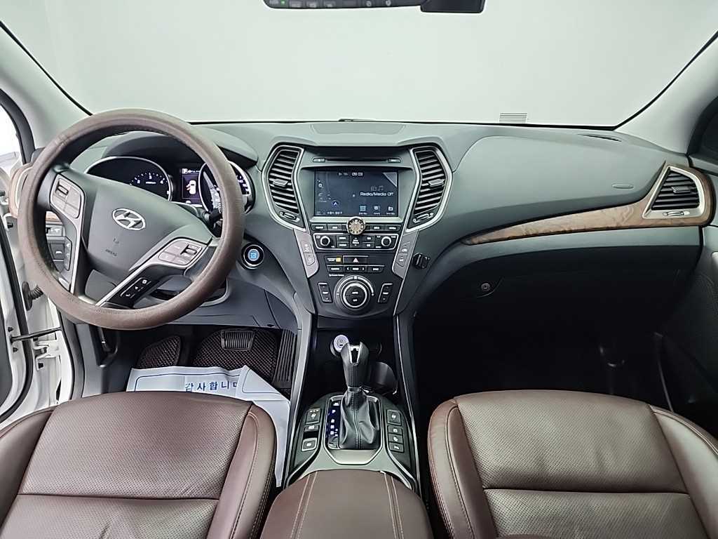 HYUNDAI Santa Fe - Vista 7