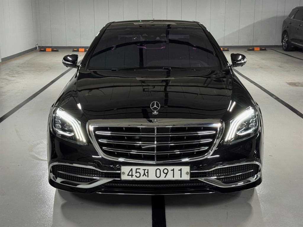 Mercedes Benz S Class - Vista 3