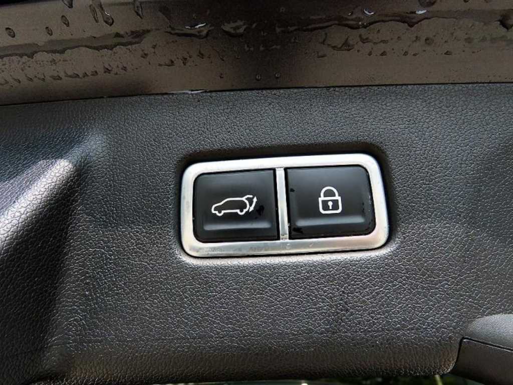 KIA Sorento 2022 Gris - Importación desde Corea - HF Imports Iquique - Foto 17