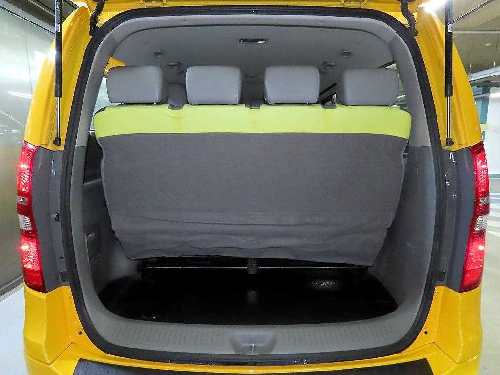 HYUNDAI Starex 2019 Amarillo - Importación desde Corea - HF Imports Iquique - Foto 17