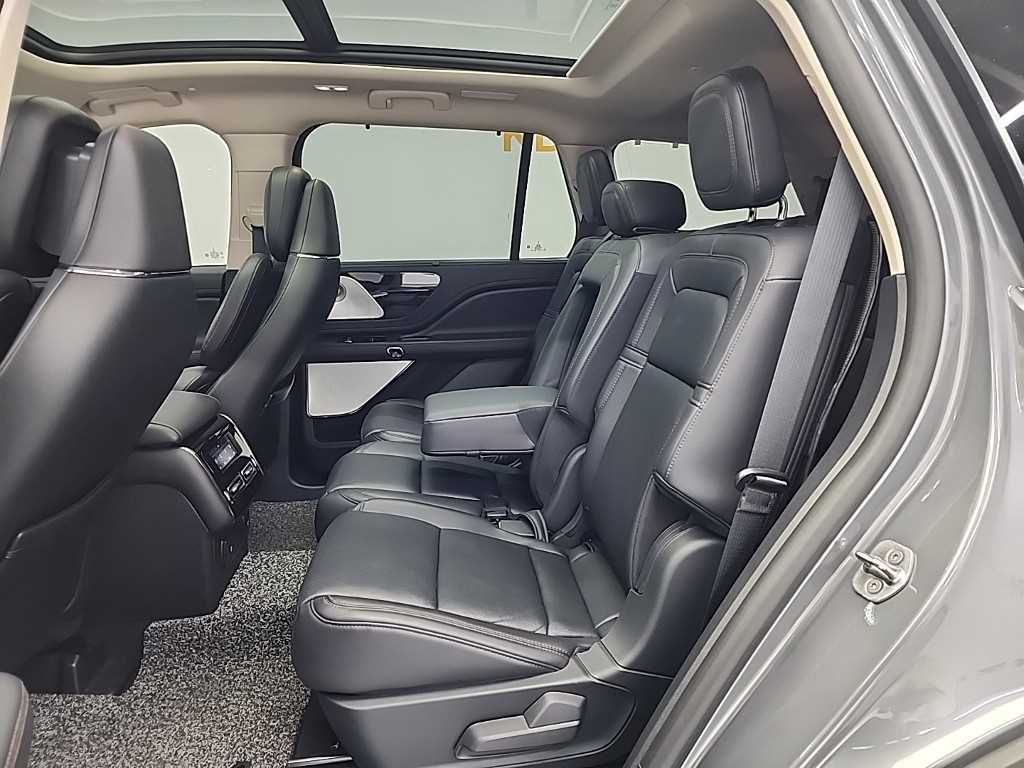 Lincoln Aviator - Vista 12