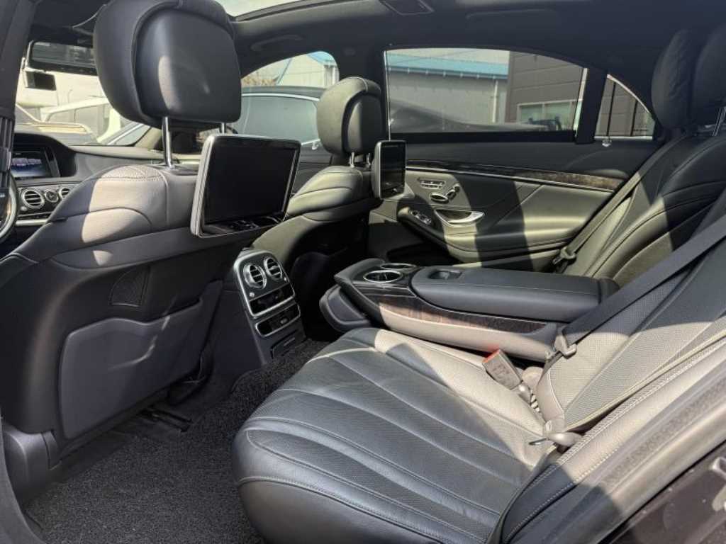 Mercedes Benz S Class - Vista 9